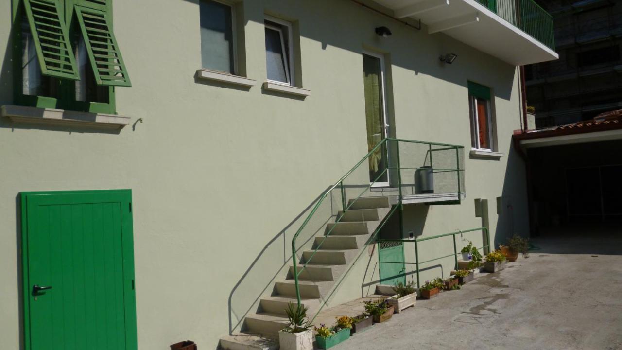 Gorizia Vacanze Appartamento In Villa Con Parcheggio Eksteriør billede
