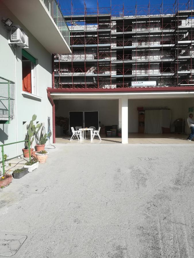 Gorizia Vacanze Appartamento In Villa Con Parcheggio Eksteriør billede