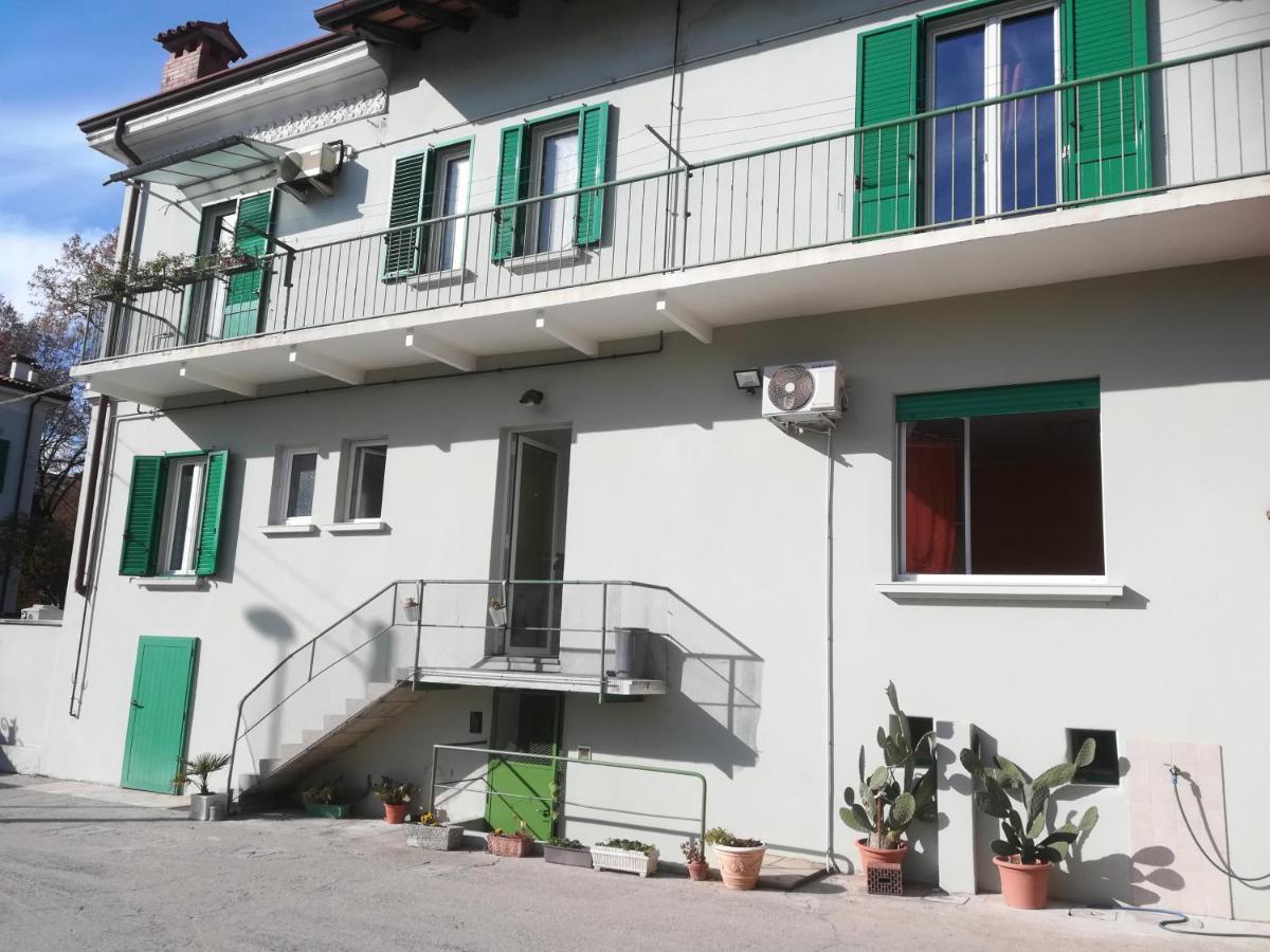 Gorizia Vacanze Appartamento In Villa Con Parcheggio Eksteriør billede